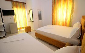 Lengu Holidays Houses